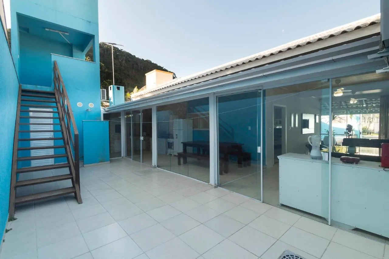 Casa Com Piscina Em Morrinhos - Rua Hortencia 봄비나스